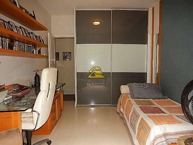 Apartamento à venda com 4 quartos, 192m² - Foto 11