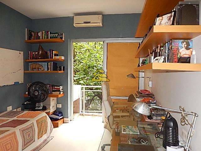 Apartamento à venda com 4 quartos, 192m² - Foto 12