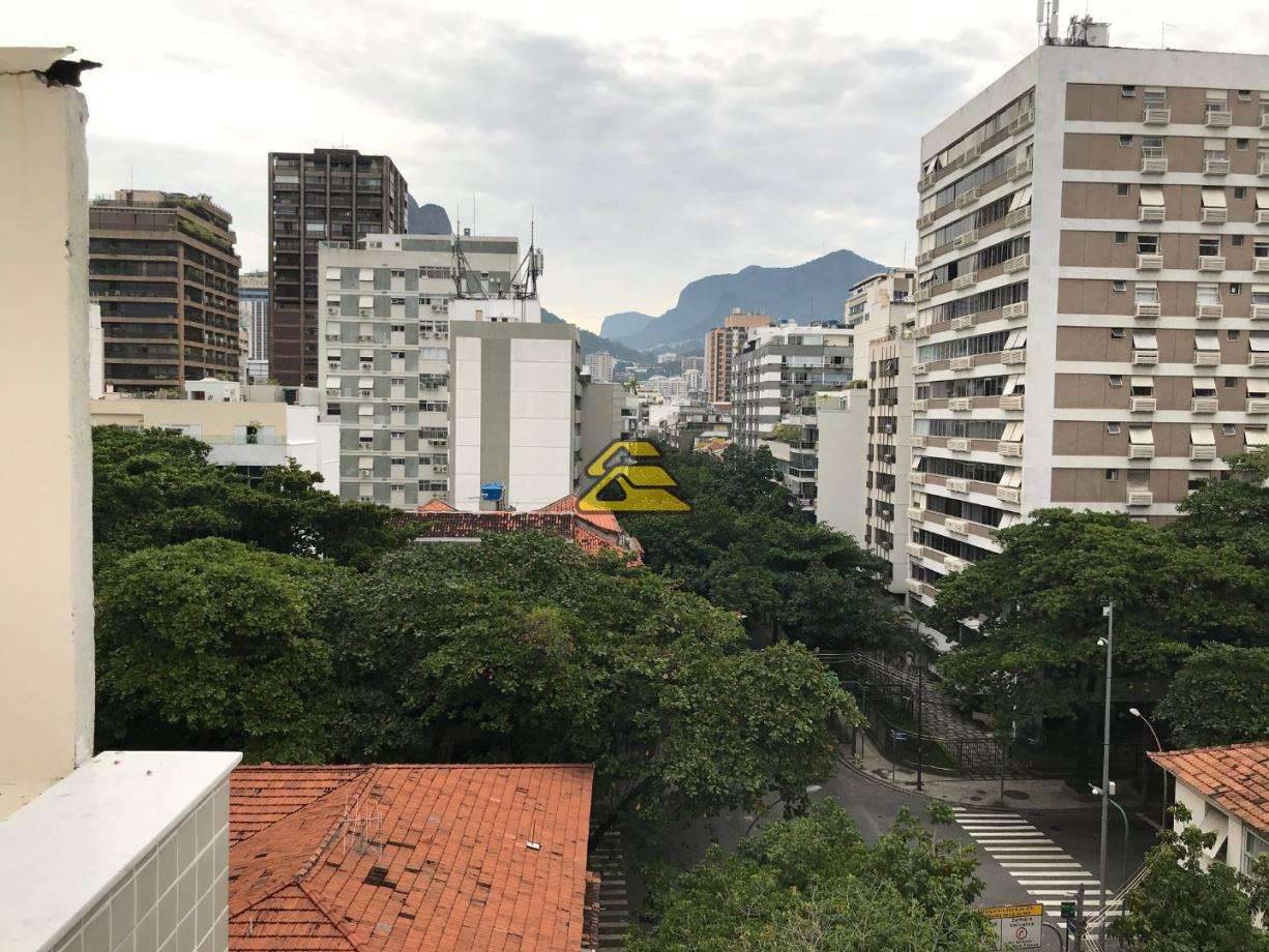 Cobertura à venda com 3 quartos, 228m² - Foto 20