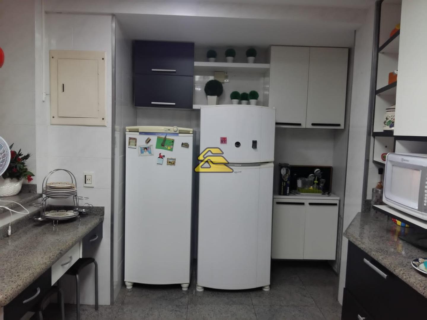 Apartamento à venda com 4 quartos, 280m² - Foto 19