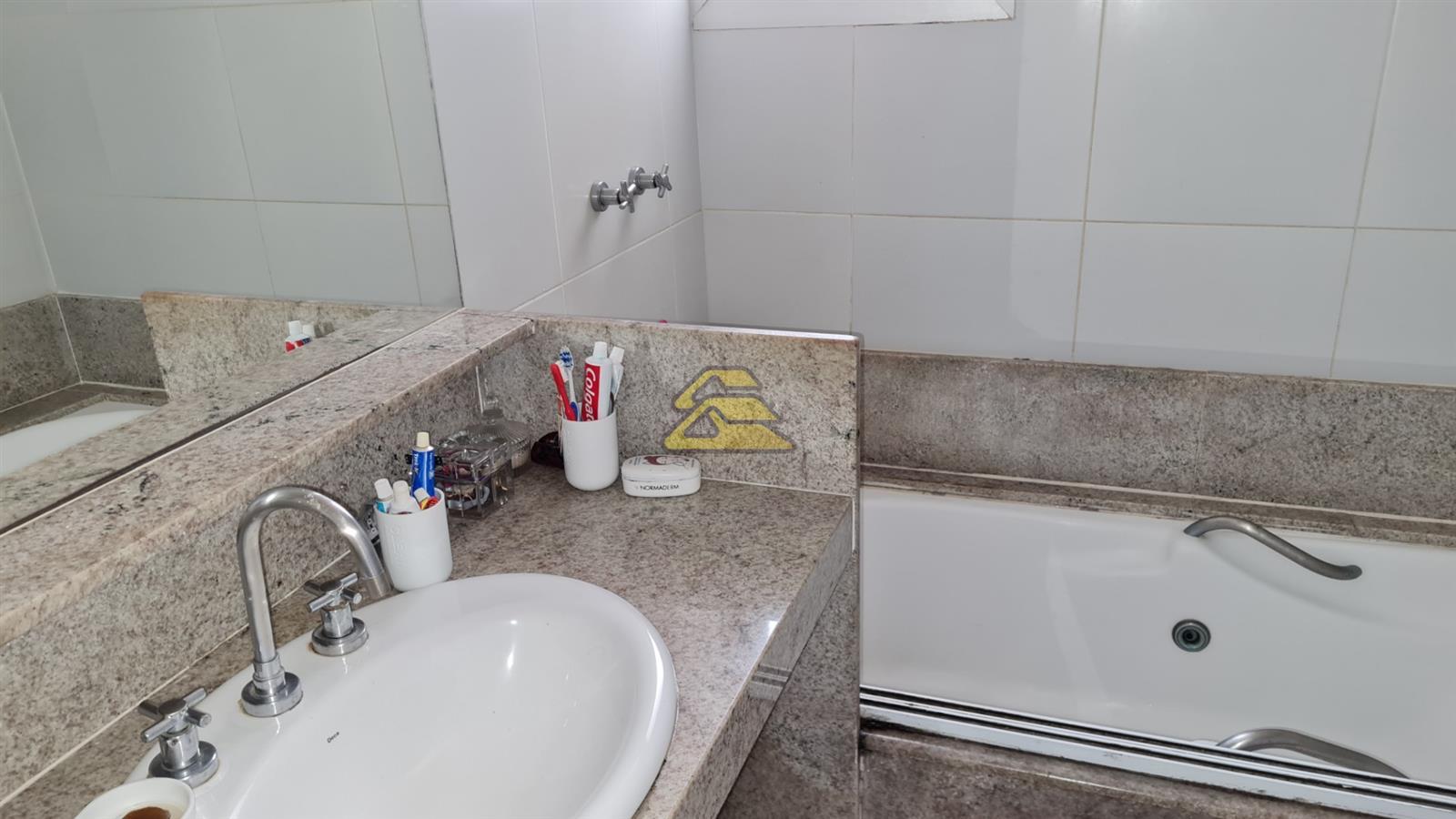 Apartamento à venda com 4 quartos, 166m² - Foto 24