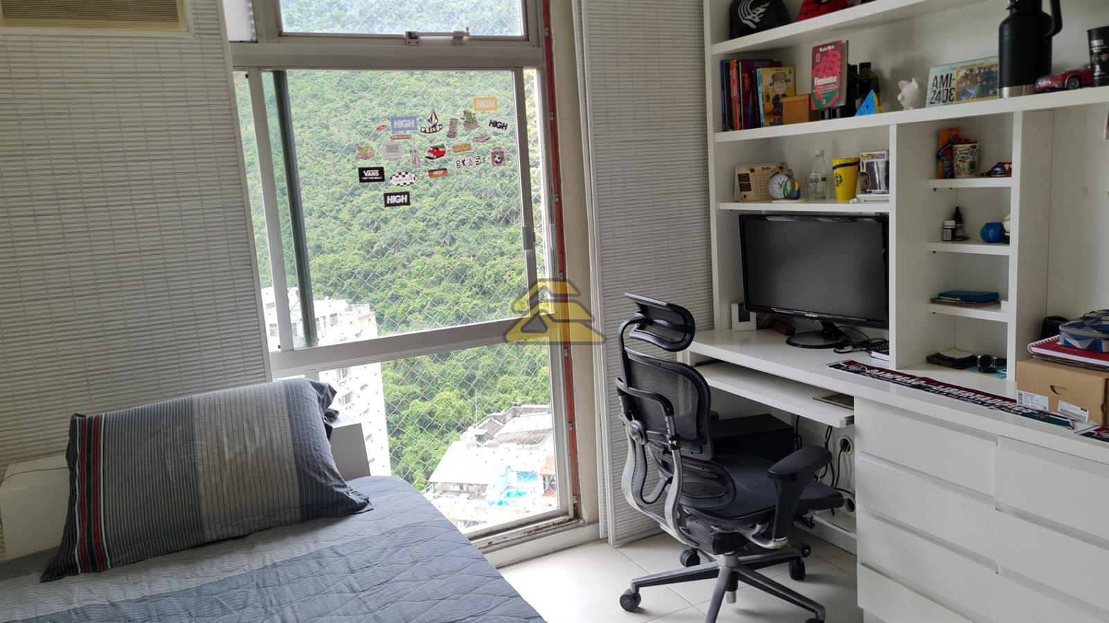 Apartamento à venda com 4 quartos, 166m² - Foto 29