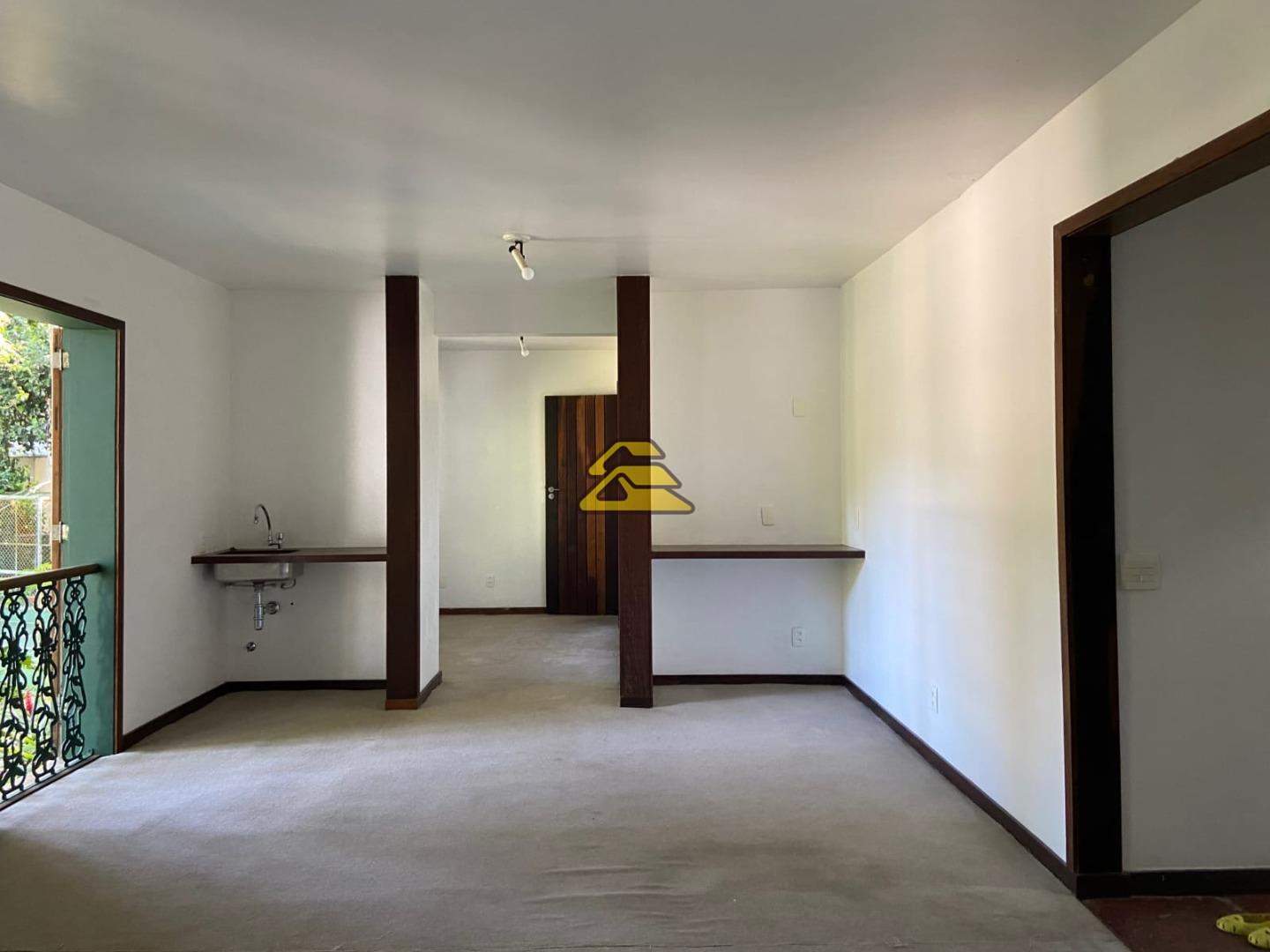 Casa à venda com 3 quartos, 276m² - Foto 19