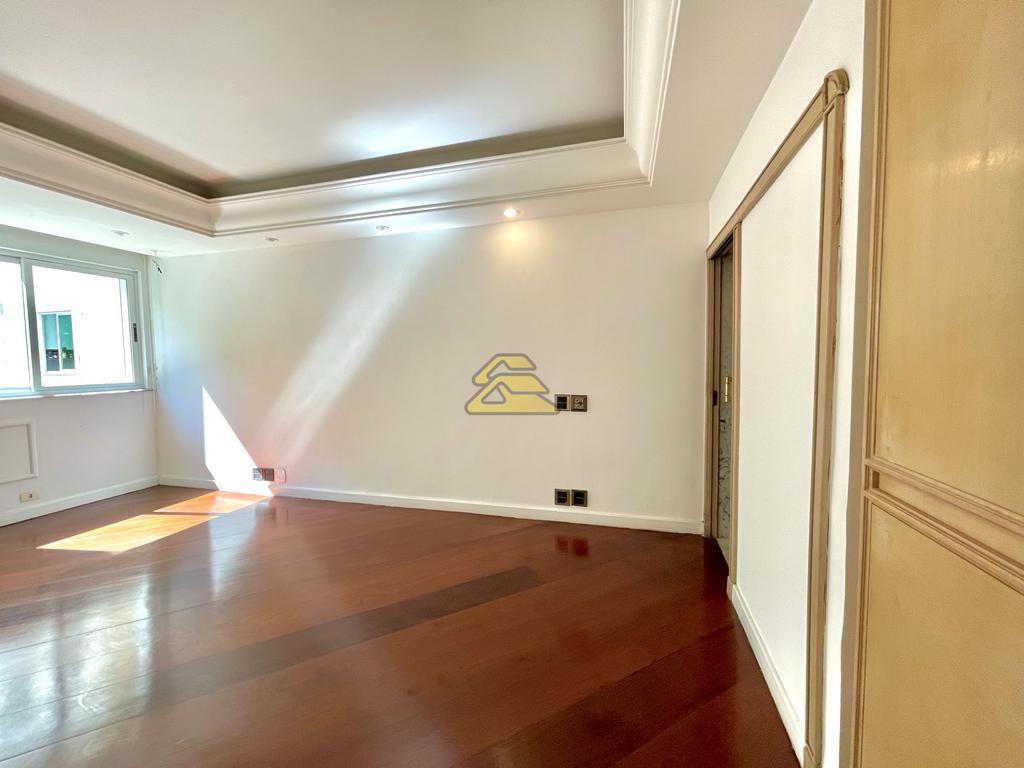 Apartamento à venda com 4 quartos, 315m² - Foto 13