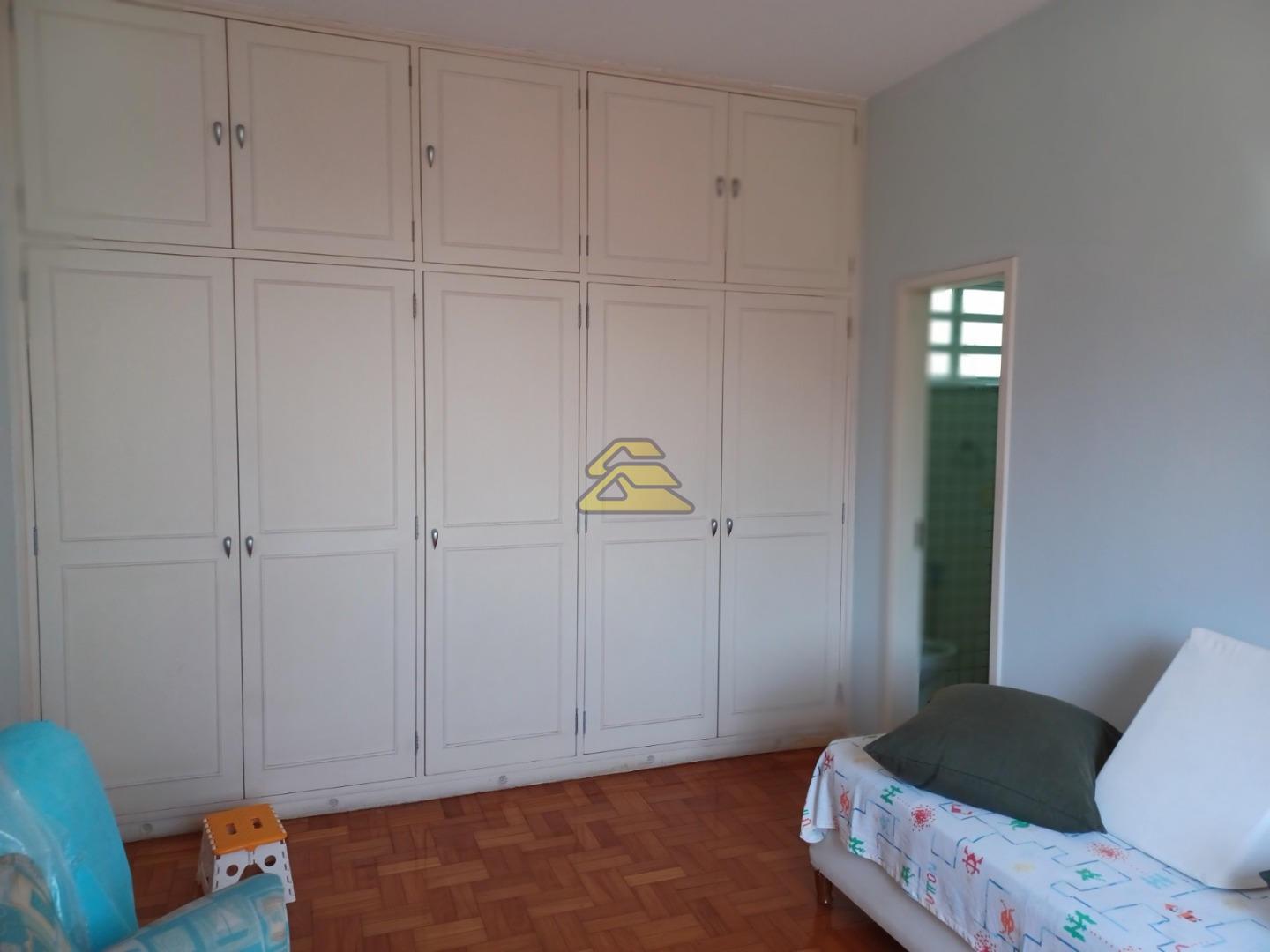 Casa à venda com 3 quartos, 360m² - Foto 16