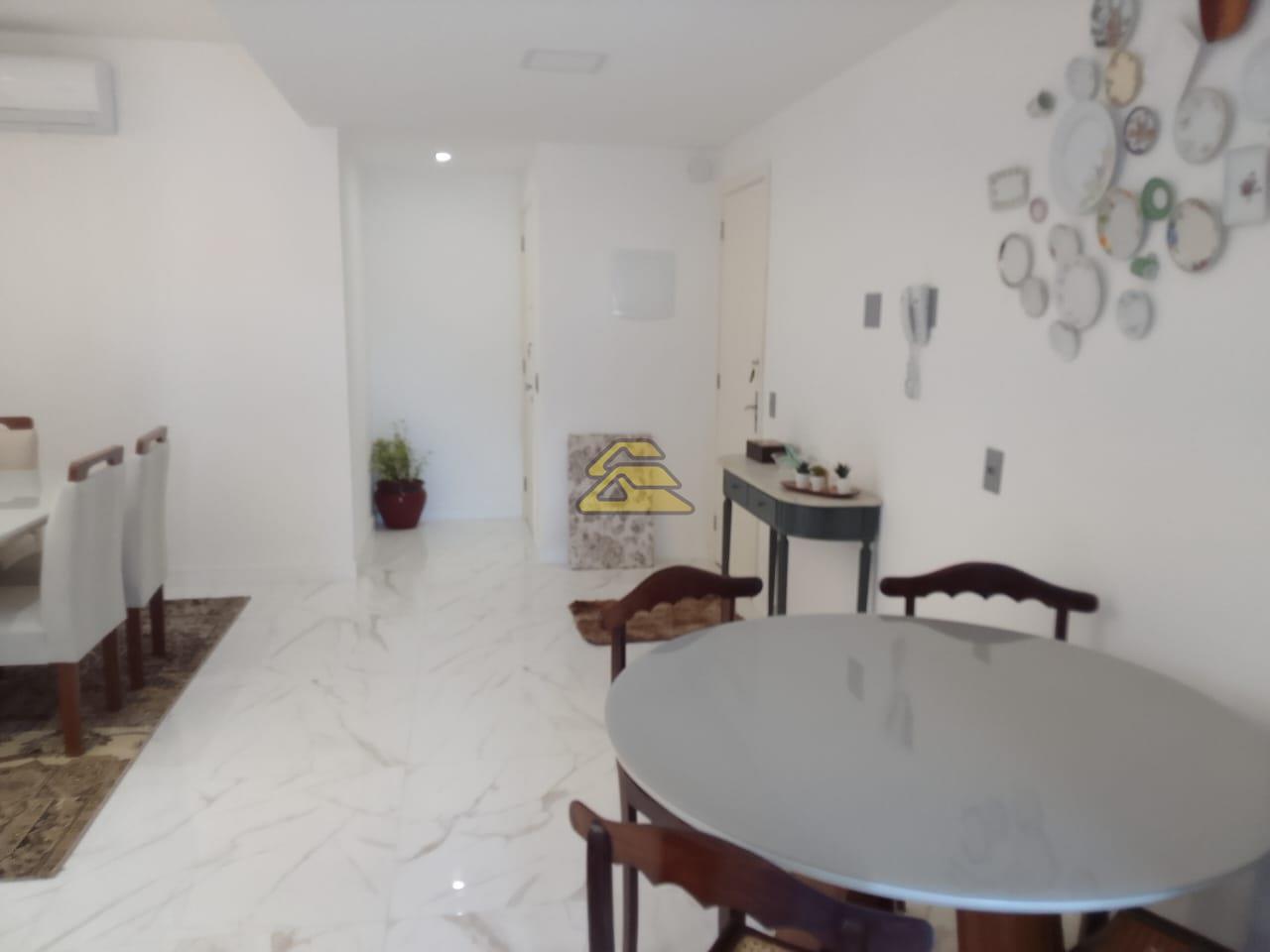 Apartamento à venda com 2 quartos, 105m² - Foto 4