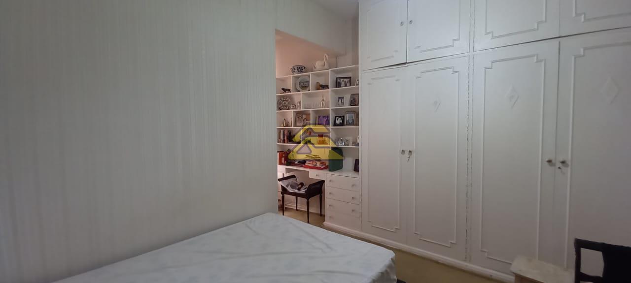 Apartamento à venda com 3 quartos, 157m² - Foto 12