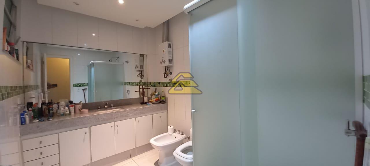 Apartamento à venda com 3 quartos, 157m² - Foto 14