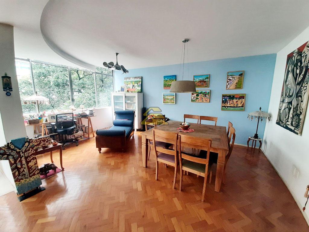 Apartamento à venda com 3 quartos, 284m² - Foto 5