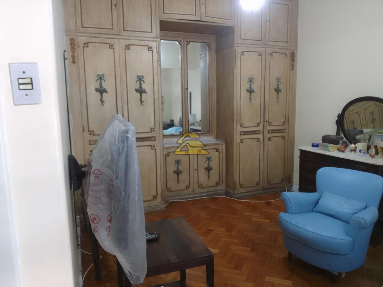 Apartamento à venda com 3 quartos, 223m² - Foto 7