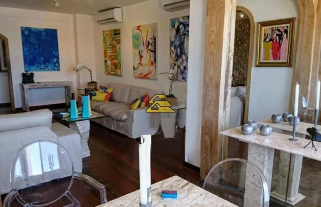 Apartamento à venda com 4 quartos, 224m² - Foto 5