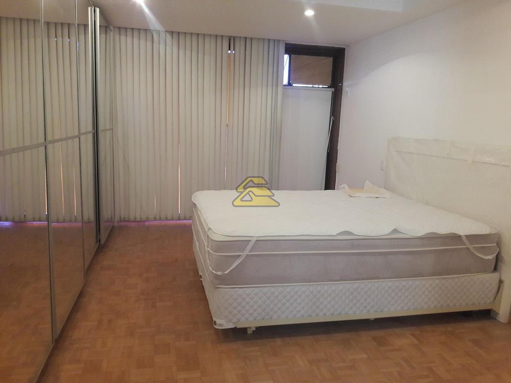 Apartamento à venda com 5 quartos, 334m² - Foto 9