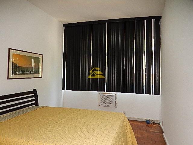 Apartamento à venda com 4 quartos, 215m² - Foto 14