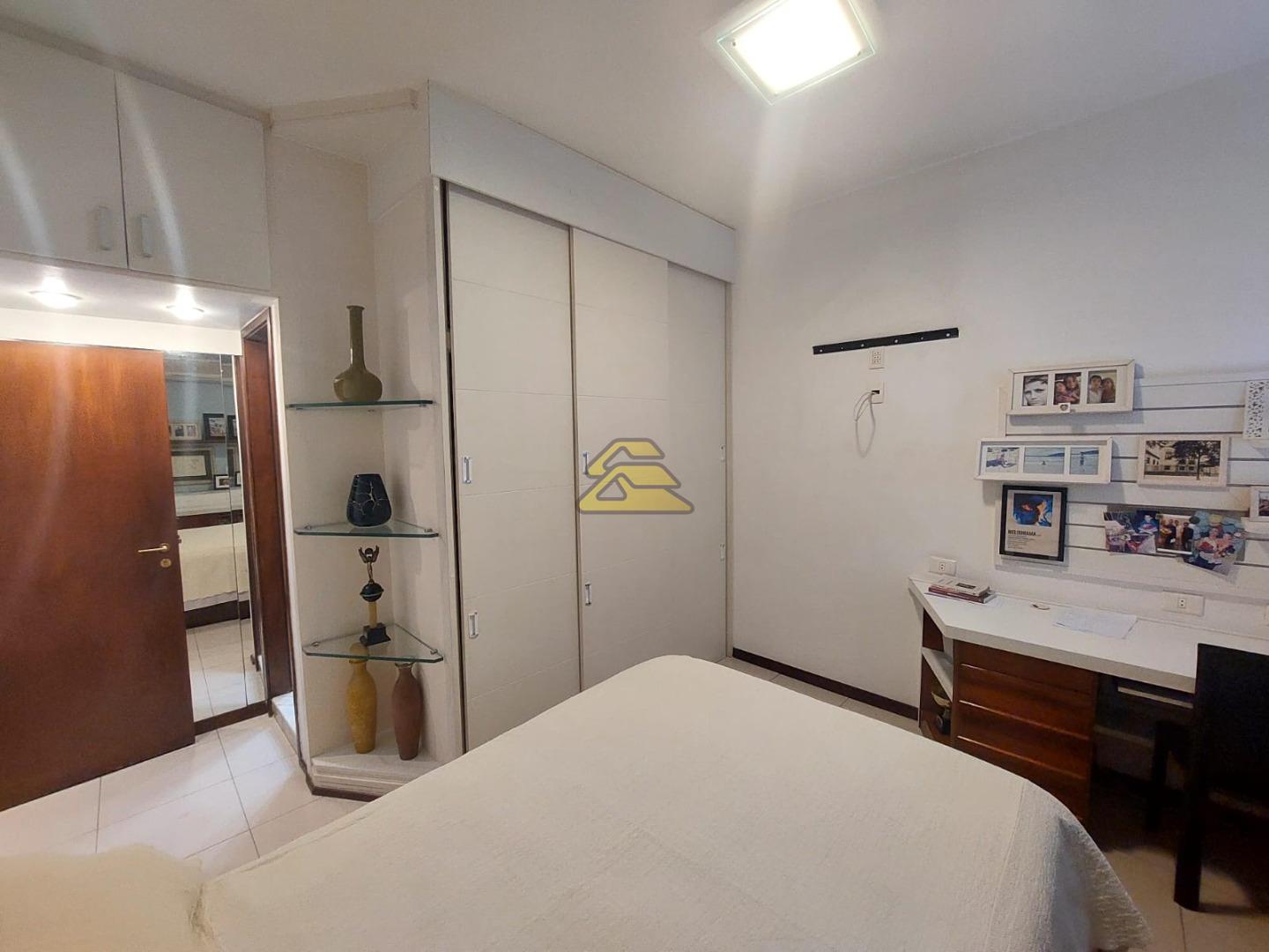 Apartamento à venda com 4 quartos, 300m² - Foto 13