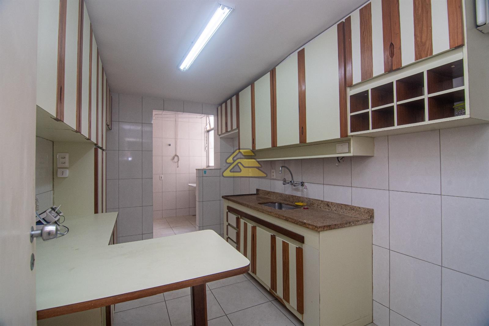 Apartamento à venda com 3 quartos, 80m² - Foto 9