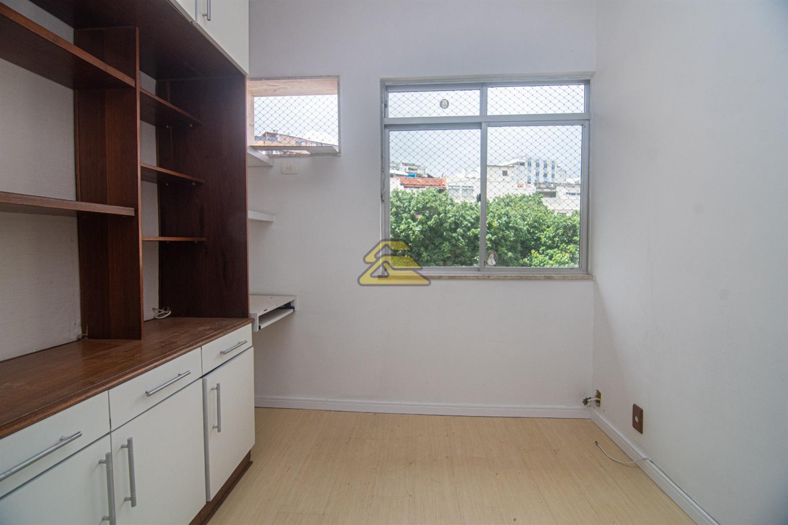 Apartamento à venda com 3 quartos, 80m² - Foto 21