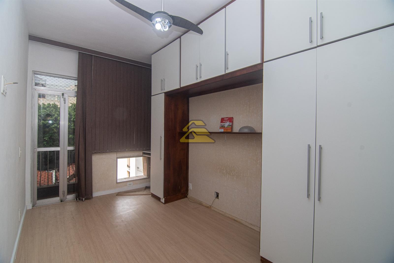 Apartamento à venda com 3 quartos, 80m² - Foto 25