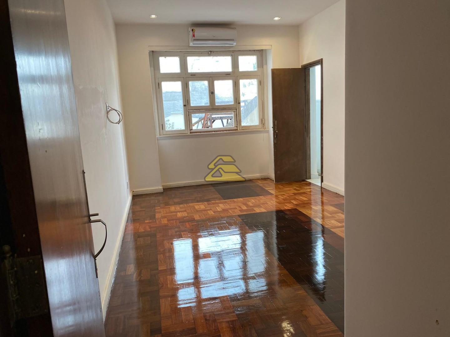 Apartamento à venda com 4 quartos, 260m² - Foto 11