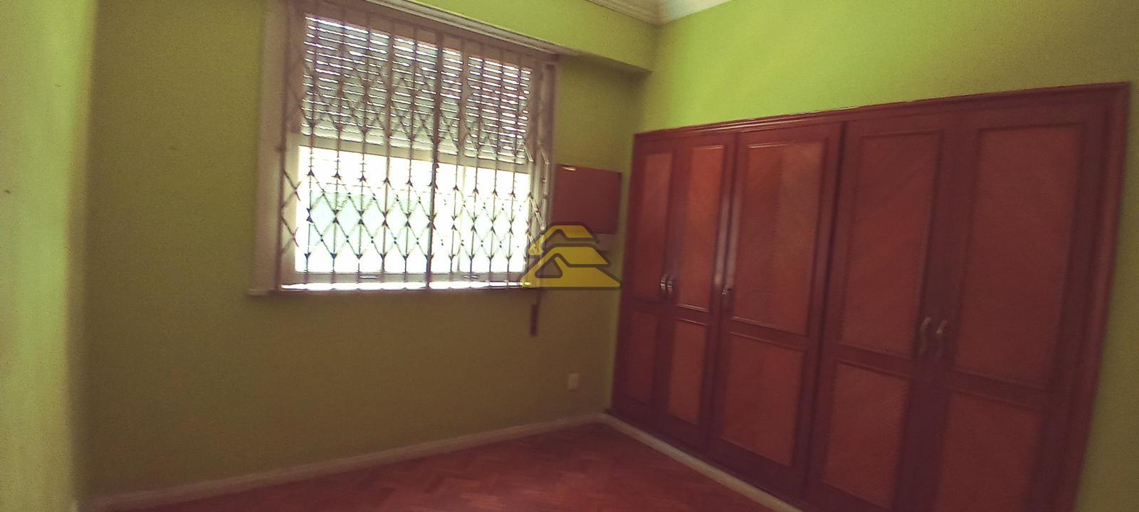 Apartamento à venda com 3 quartos, 155m² - Foto 21