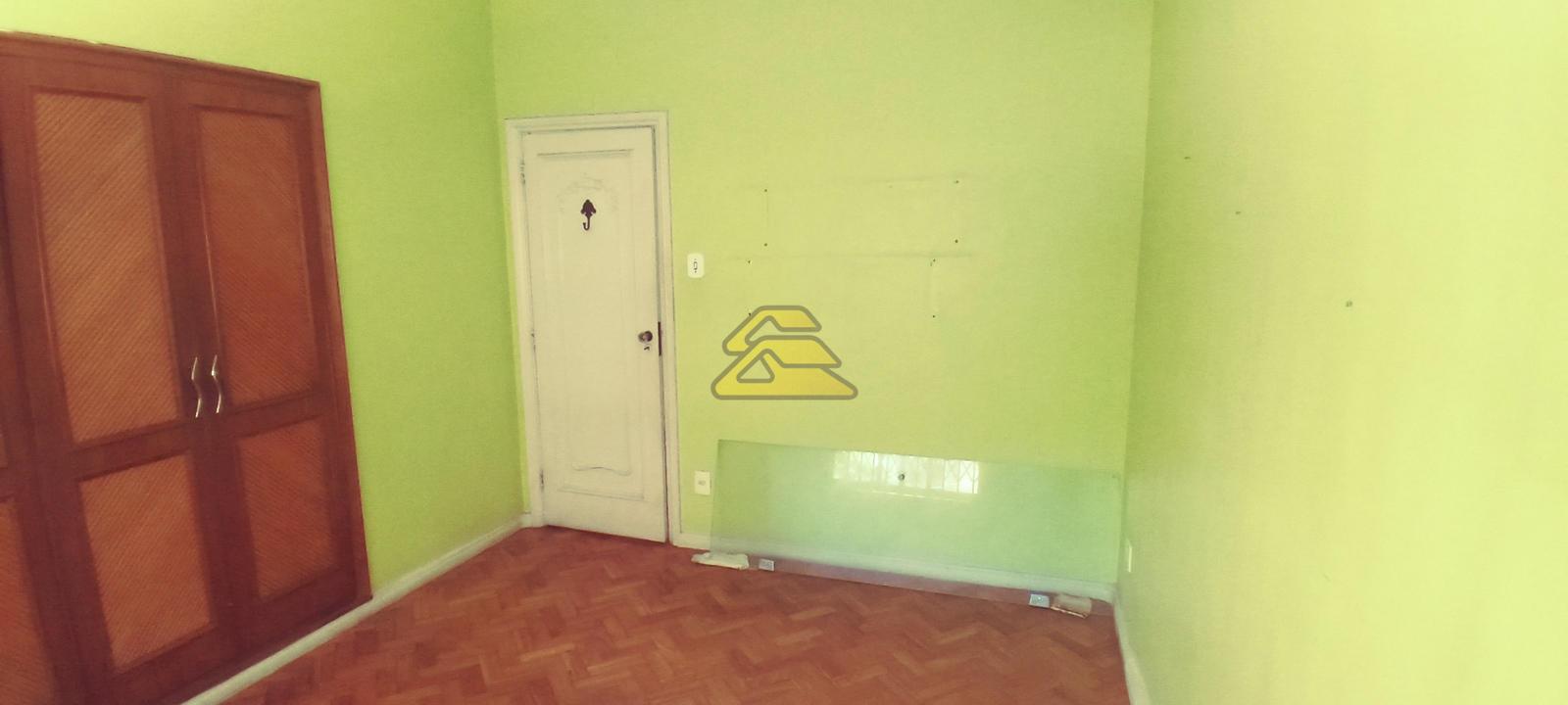 Apartamento à venda com 3 quartos, 155m² - Foto 22