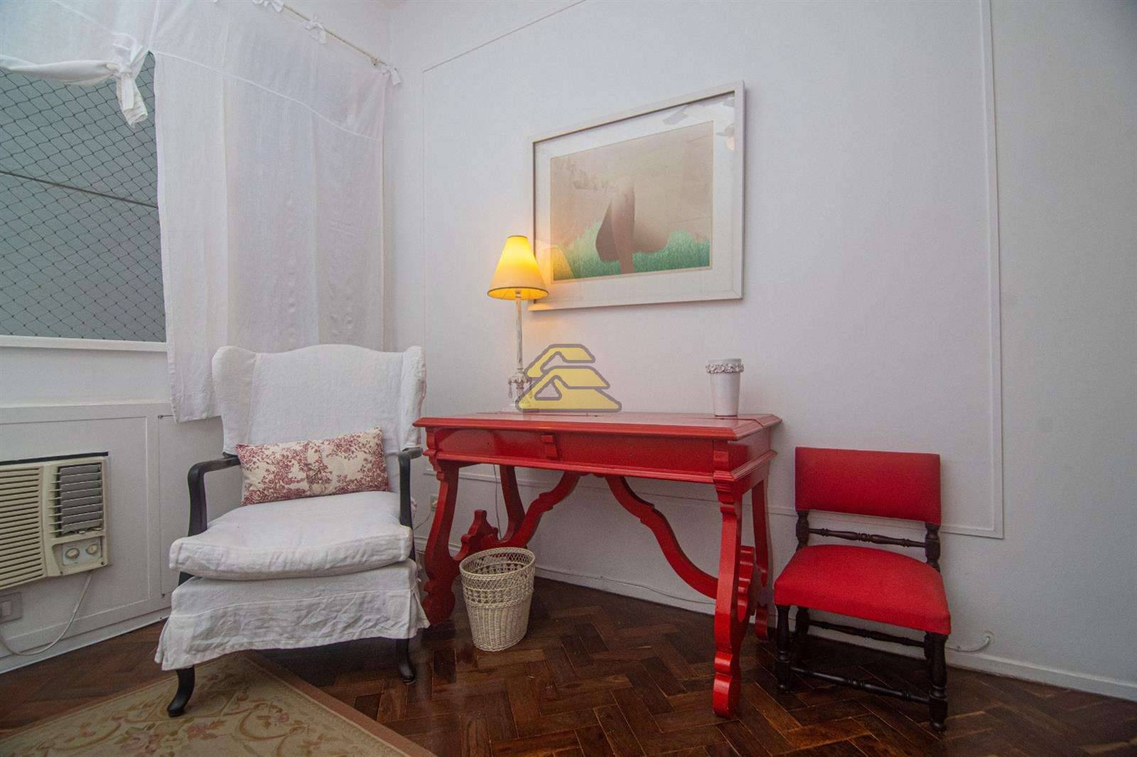 Apartamento à venda com 4 quartos, 135m² - Foto 9