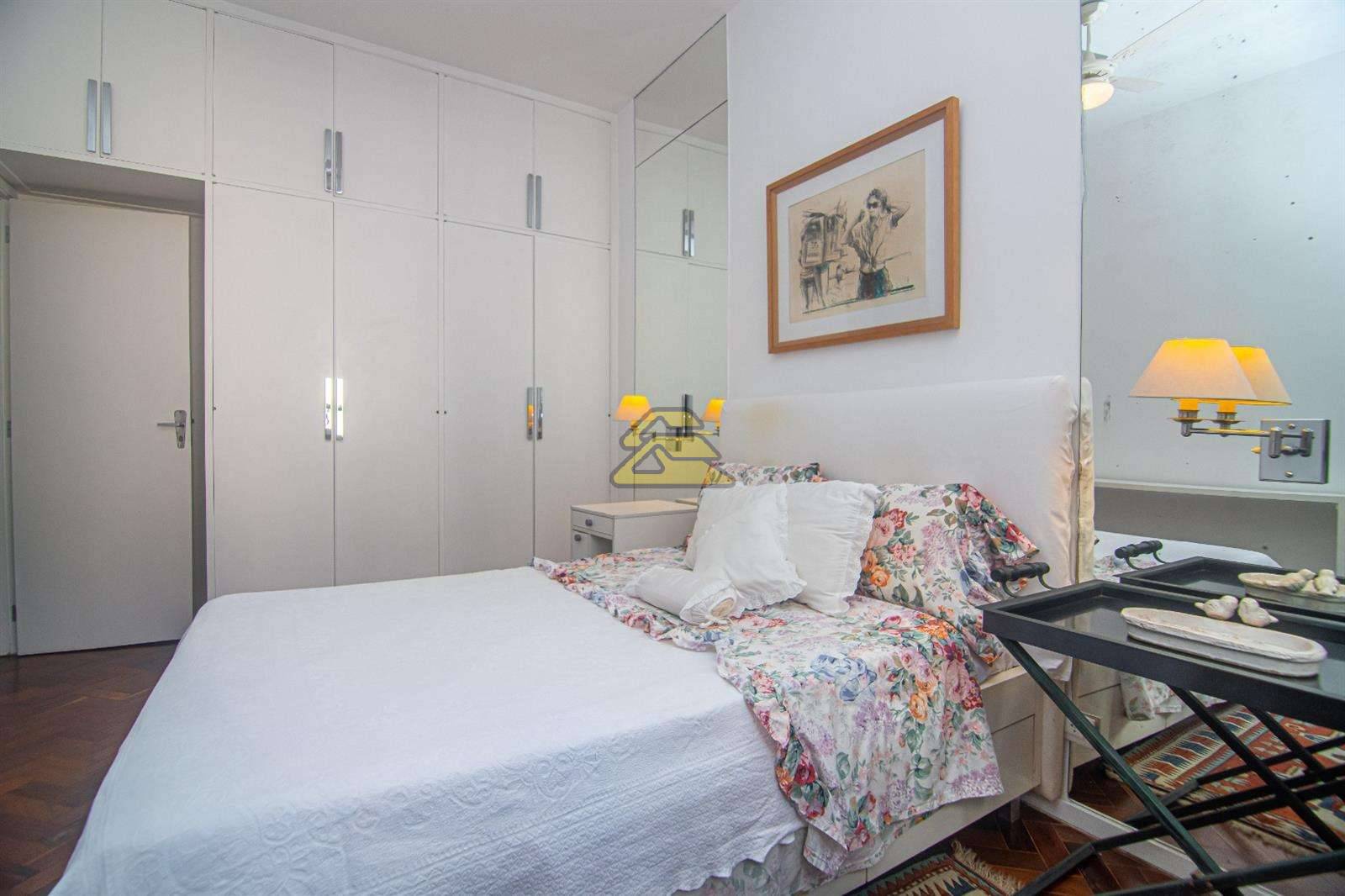 Apartamento à venda com 4 quartos, 135m² - Foto 13