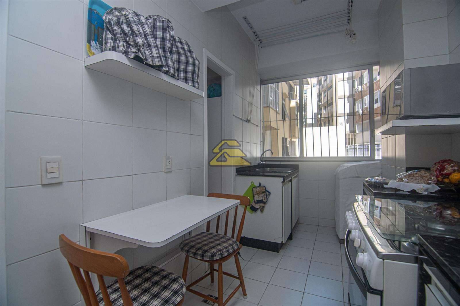 Apartamento à venda com 4 quartos, 135m² - Foto 17