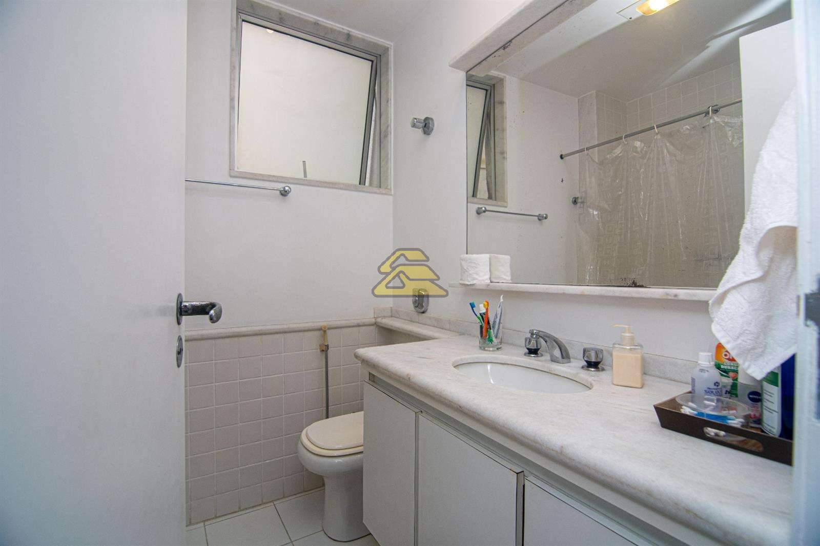 Apartamento à venda com 4 quartos, 135m² - Foto 21