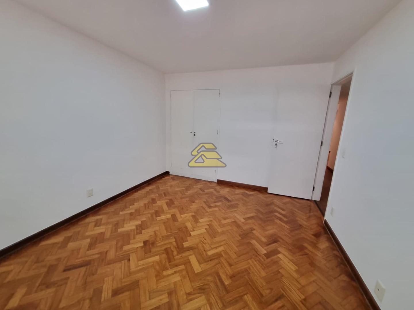 Apartamento à venda com 4 quartos, 251m² - Foto 14