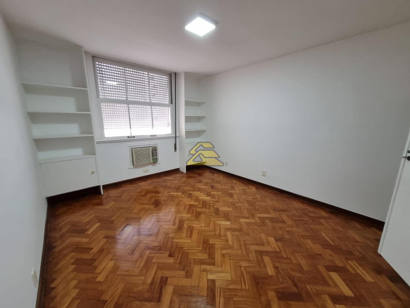 Apartamento à venda com 4 quartos, 251m² - Foto 13