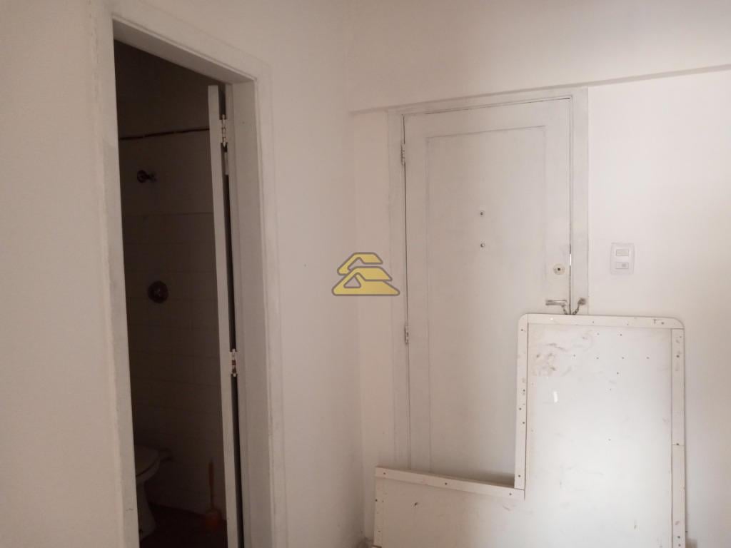 Apartamento para alugar com 1 quarto, 55m² - Foto 10