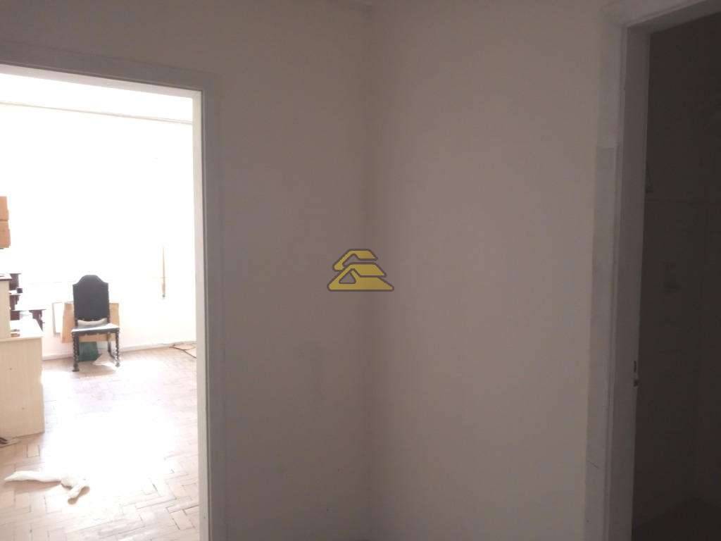 Apartamento para alugar com 1 quarto, 55m² - Foto 11