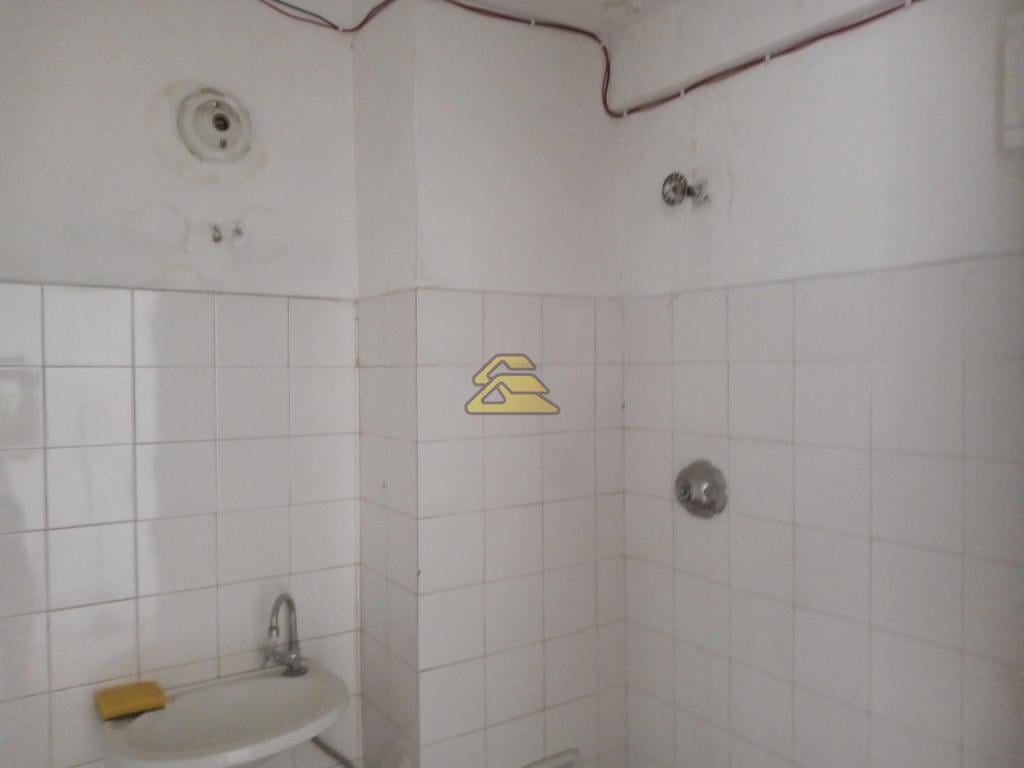 Apartamento para alugar com 1 quarto, 55m² - Foto 13