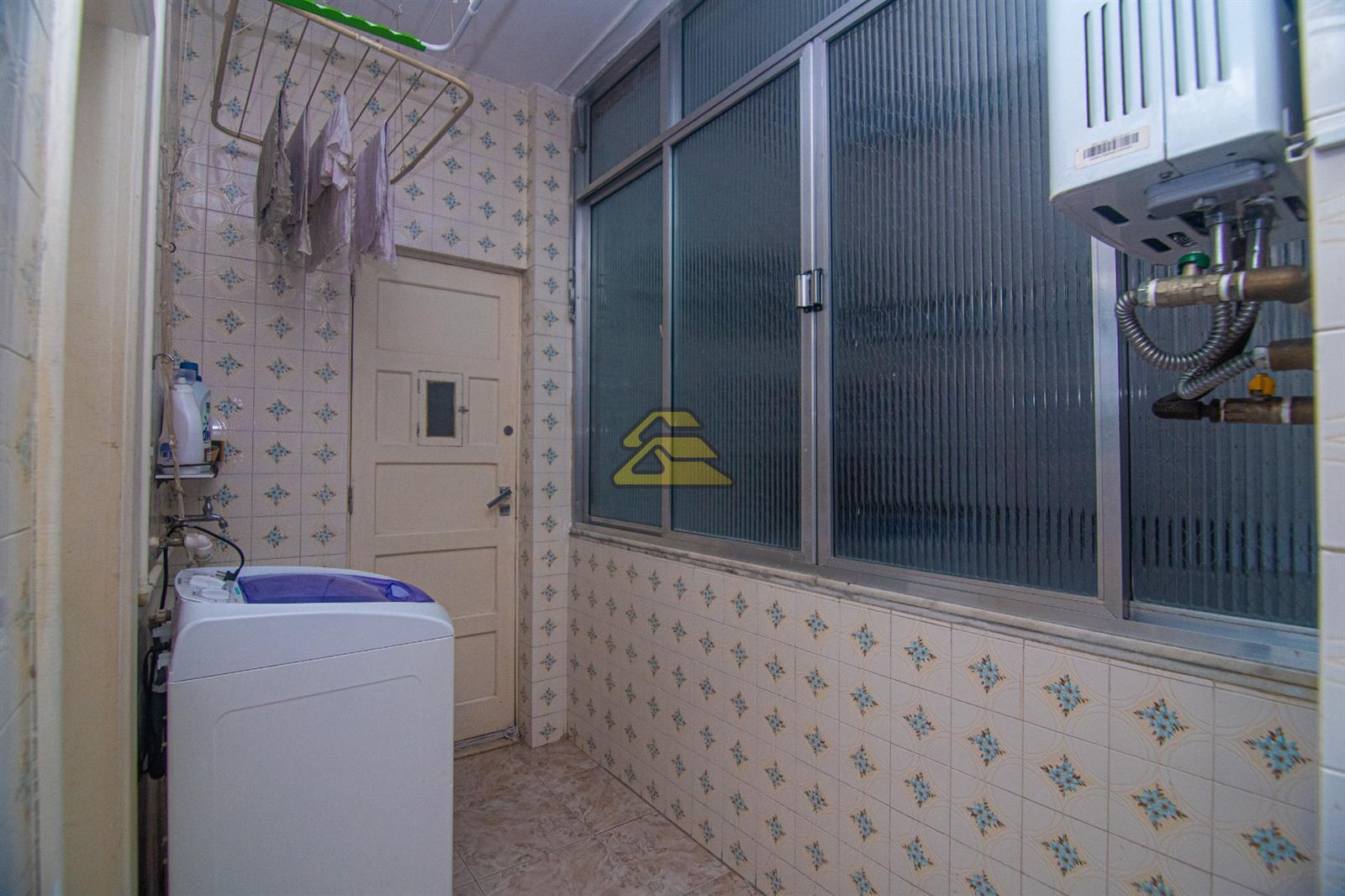 Apartamento à venda com 2 quartos, 80m² - Foto 23