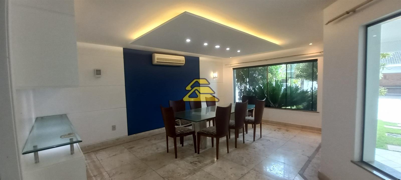 Casa à venda com 4 quartos, 678m² - Foto 4