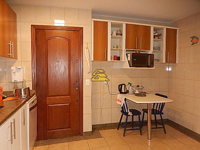 Apartamento à venda com 4 quartos, 272m² - Foto 29