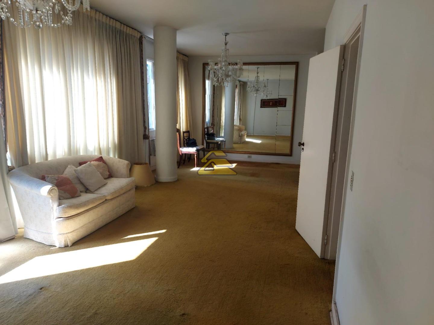 Apartamento à venda com 3 quartos, 170m² - Foto 1