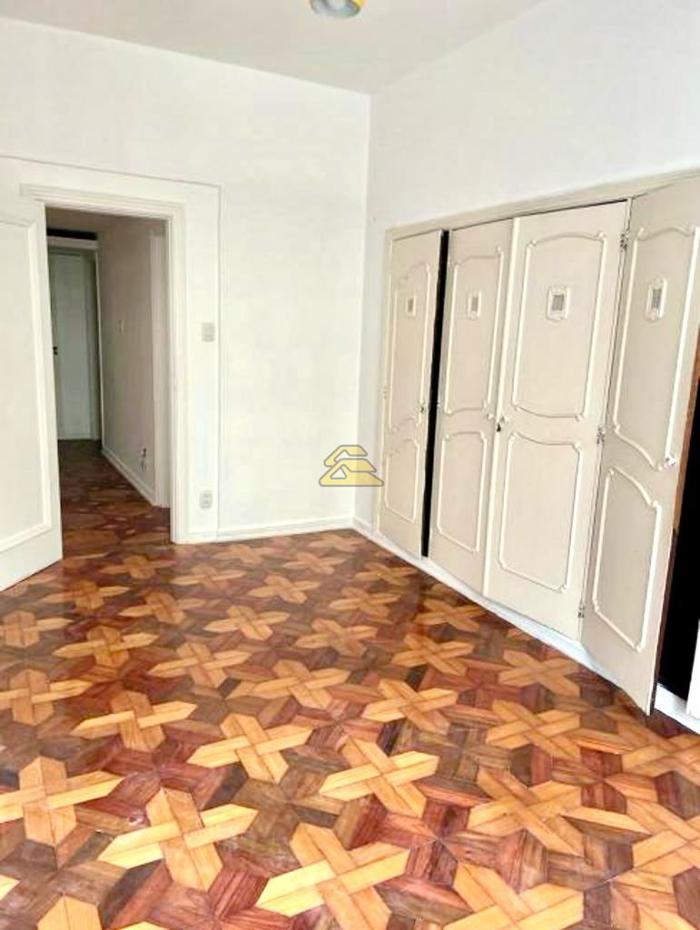 Apartamento à venda com 3 quartos, 125m² - Foto 15