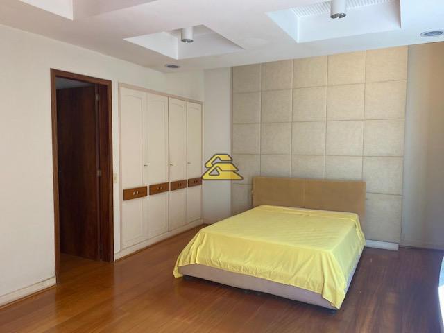 Apartamento à venda com 4 quartos, 240m² - Foto 10