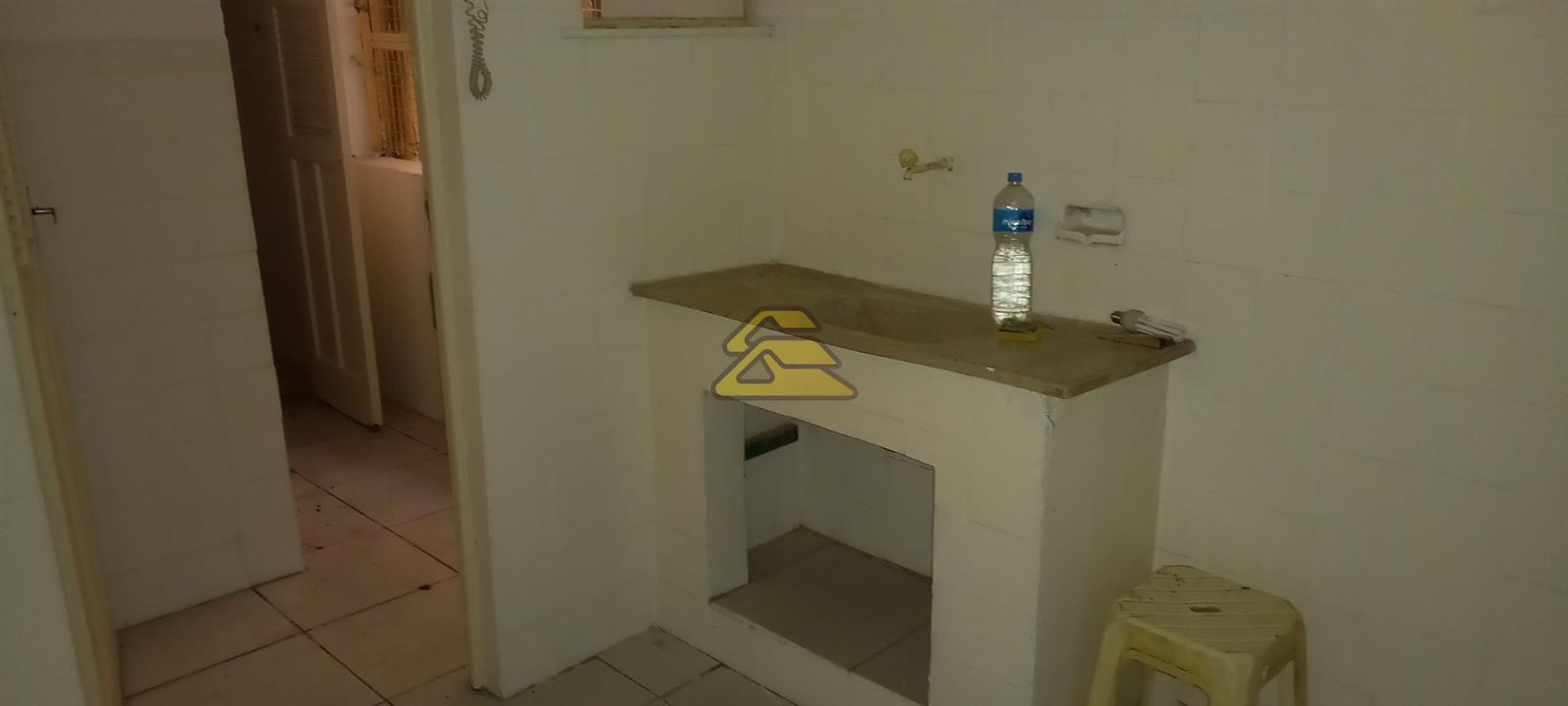 Apartamento à venda com 2 quartos, 83m² - Foto 16