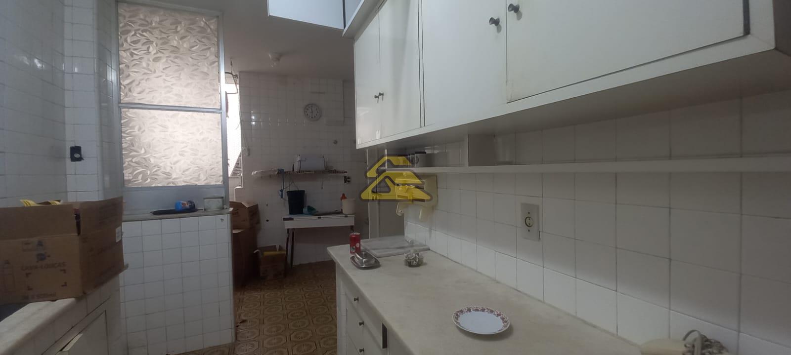 Apartamento à venda com 3 quartos, 111m² - Foto 13