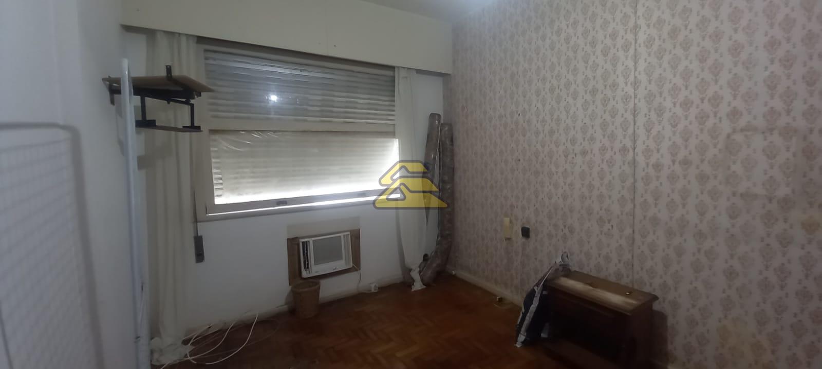 Apartamento à venda com 3 quartos, 111m² - Foto 11