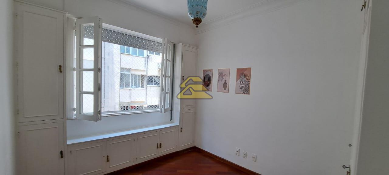 Apartamento à venda com 3 quartos, 165m² - Foto 12