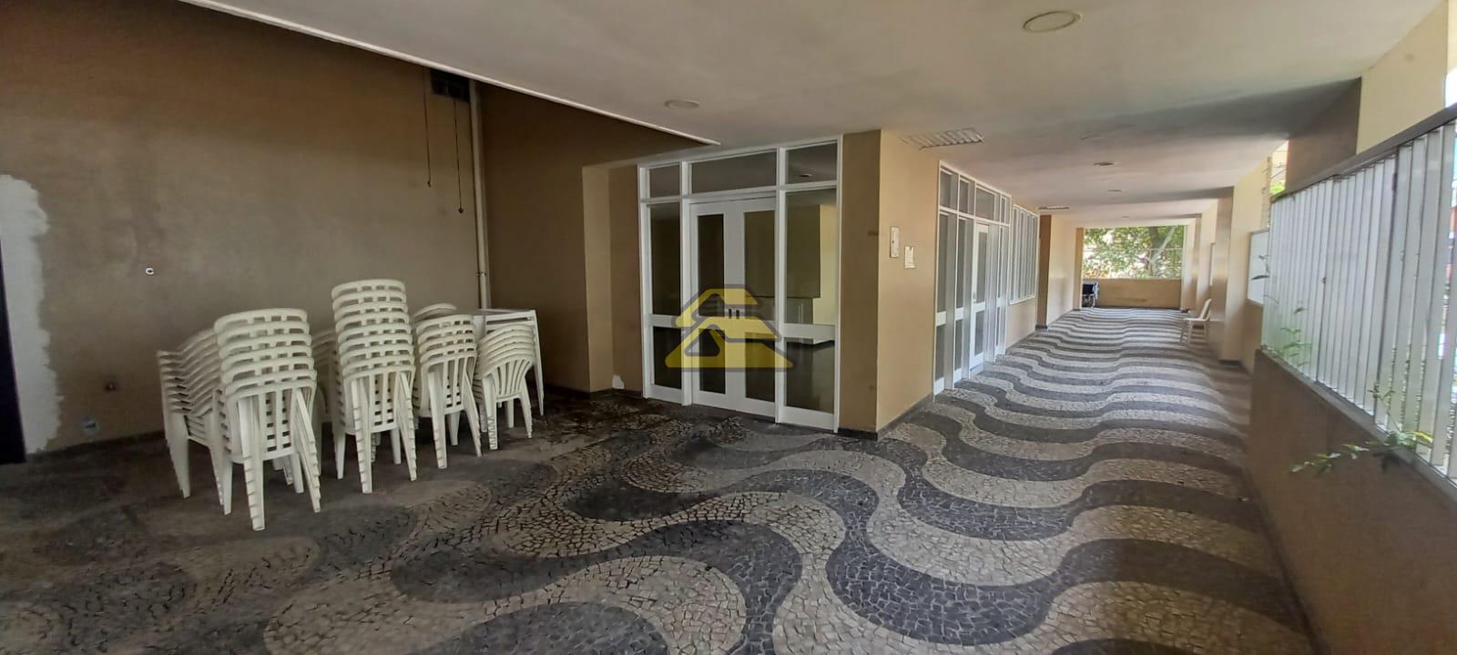 Apartamento à venda com 2 quartos, 83m² - Foto 13