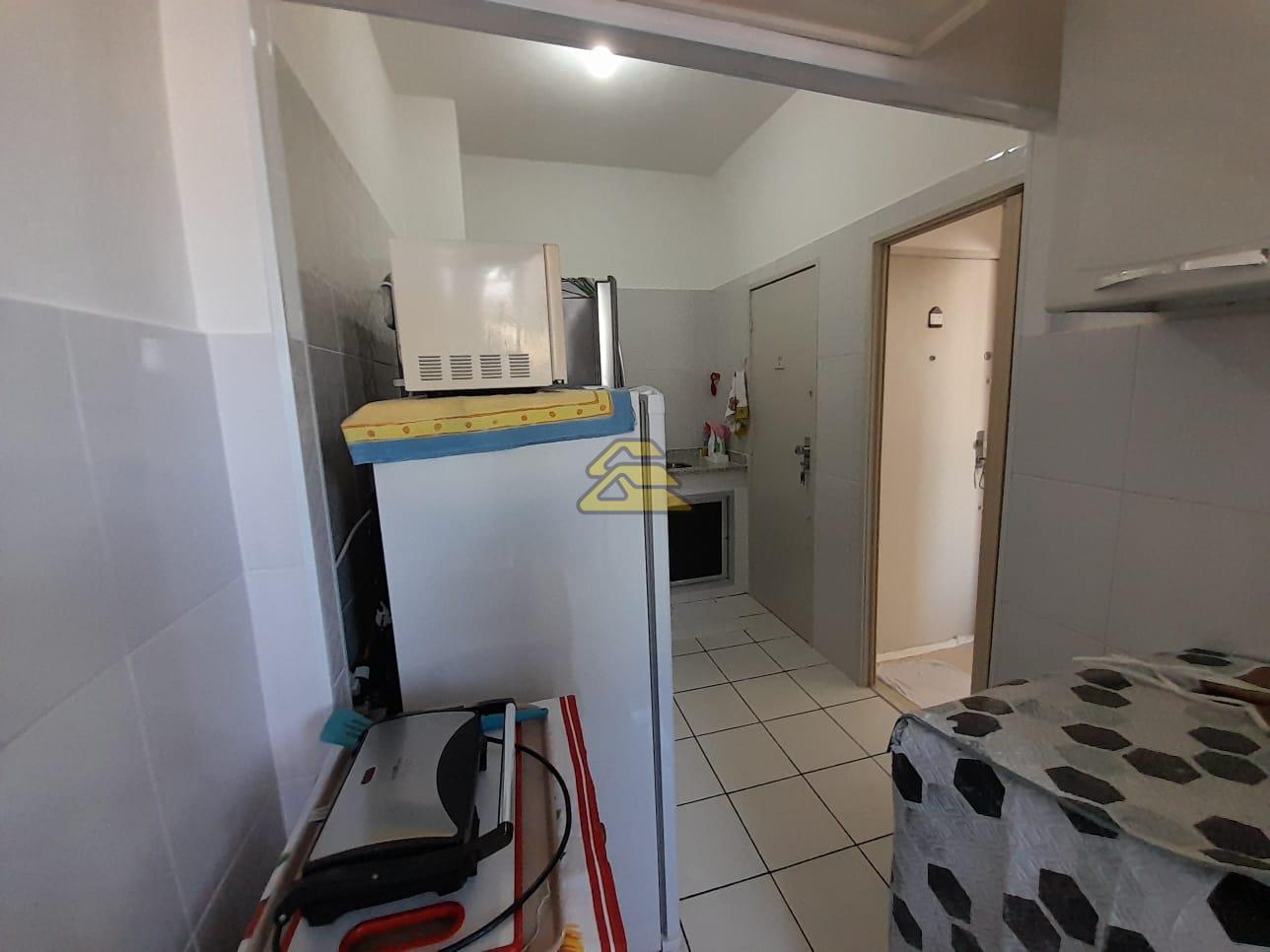 Apartamento à venda com 2 quartos, 66m² - Foto 15