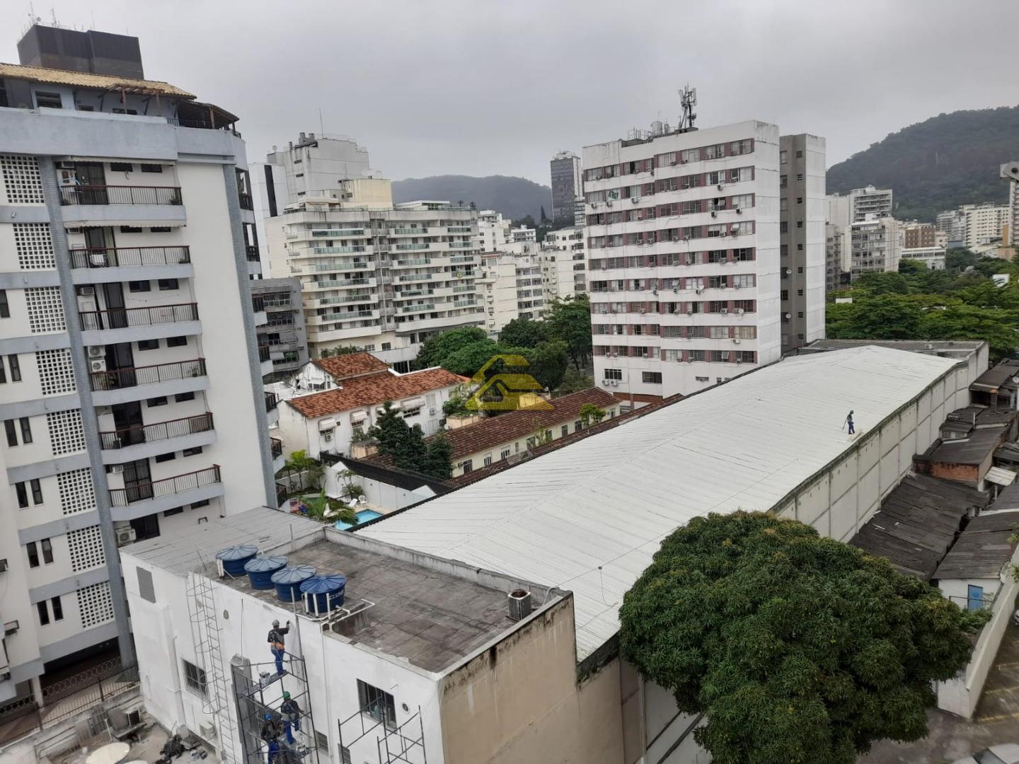 Apartamento à venda com 2 quartos, 66m² - Foto 23