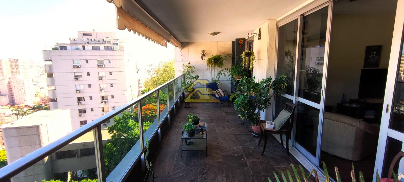 Apartamento à venda com 3 quartos, 162m² - Foto 12