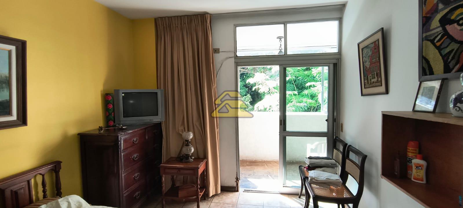 Apartamento à venda com 3 quartos, 162m² - Foto 17