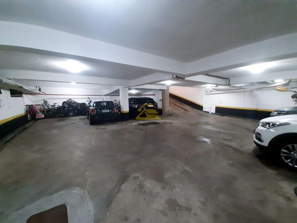 Apartamento à venda com 4 quartos, 236m² - Foto 37