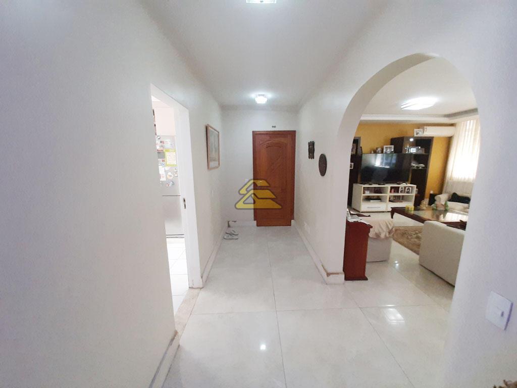 Apartamento à venda com 4 quartos, 236m² - Foto 19